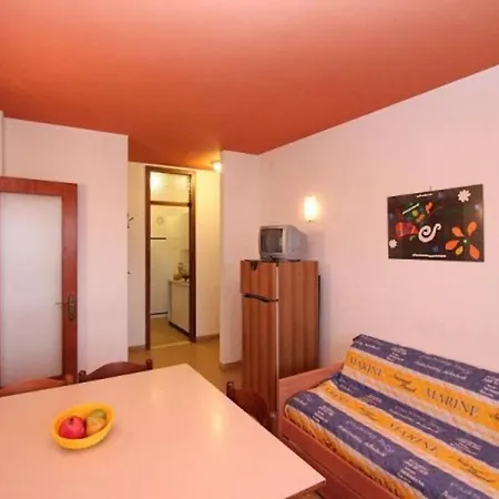 Appartement Very Nice Facing The Beach In Lovely *